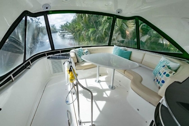 2013 Meridian Yachts 541 Sedan