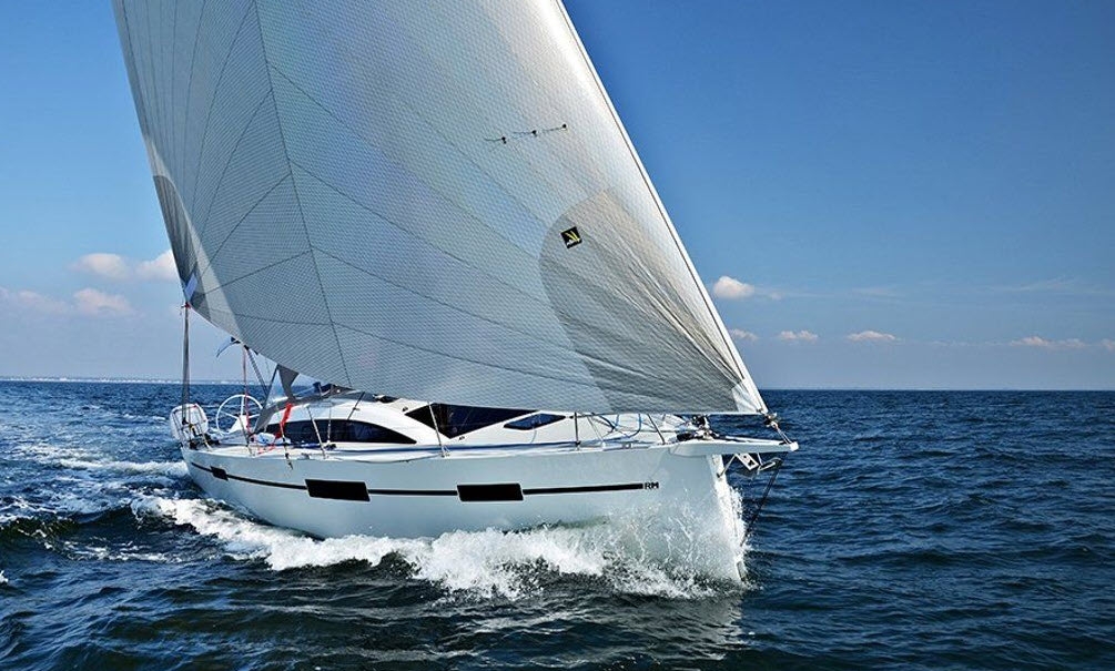 2015 RM Yachts RM 1070 Fin keel