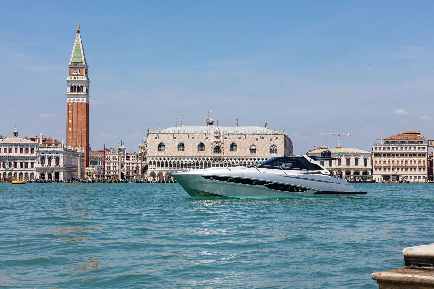 2015 Rio Yachts Parana 35
