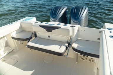 2023 Sailfish Boats 290 CC