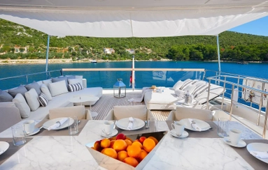 2011 Sanlorenzo Yachts SD92