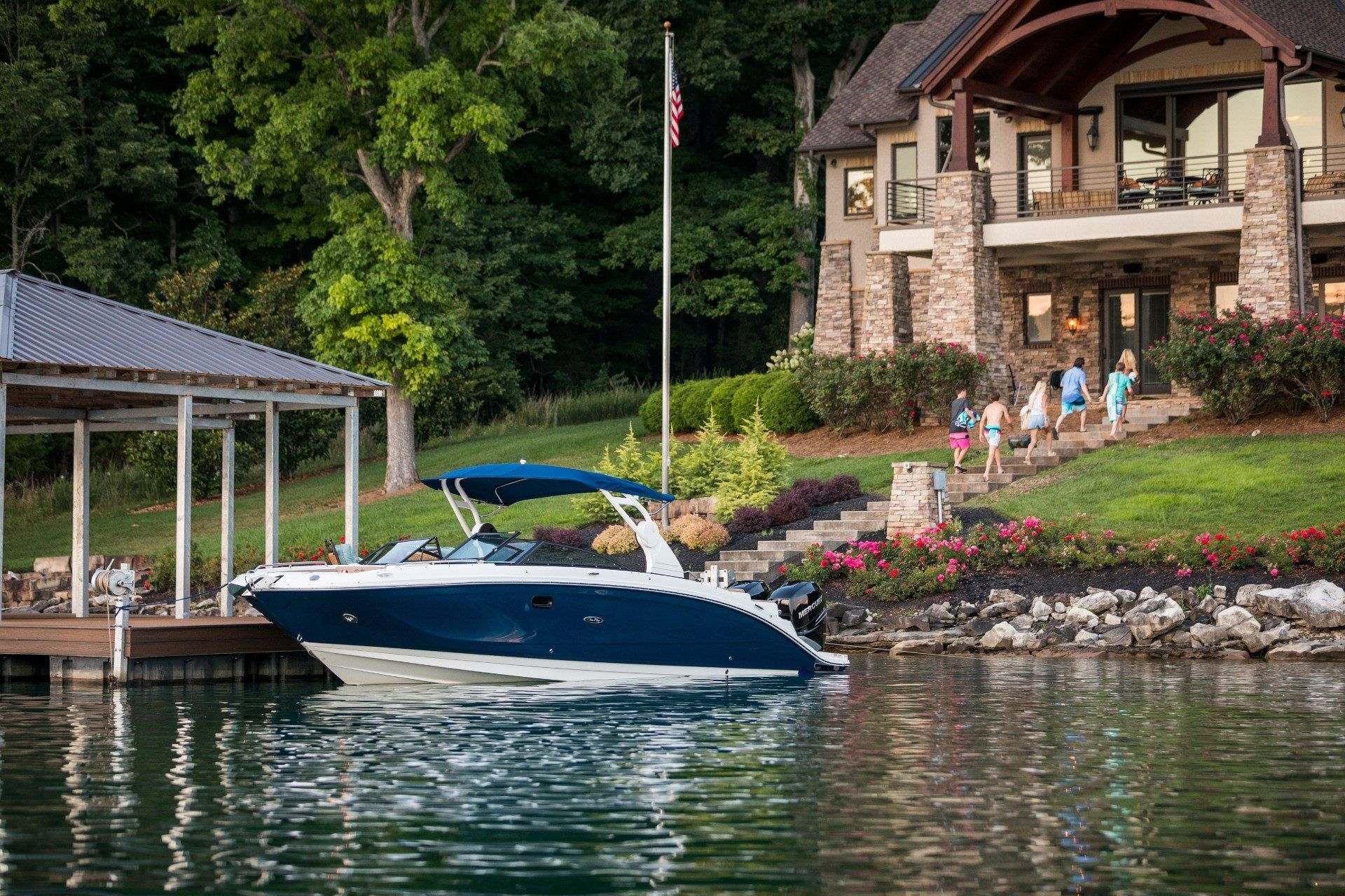 2022 Sea Ray SDX 290 Outboard