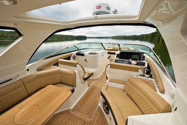 2022 Sea Ray SLX 350 Outboard