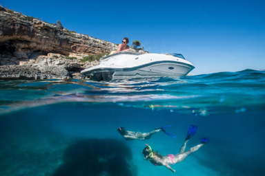 2022 Sea Ray SPX 230