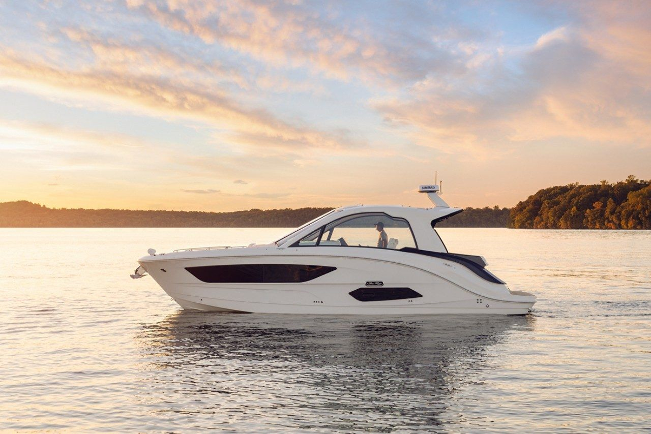 2023 Sea Ray Sundancer 370 