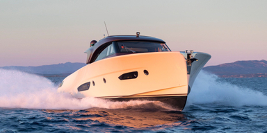 2019 Solaris Power 57 Lobster