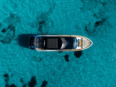 2018 Sunseeker 86 Yacht