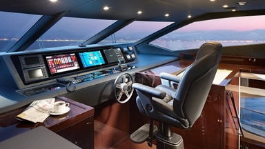 2016 Sunseeker 95 Yacht