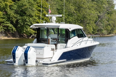 2023 Tiara Yachts 43 LE