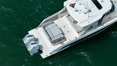 2023 Tiara Yachts 43 LS