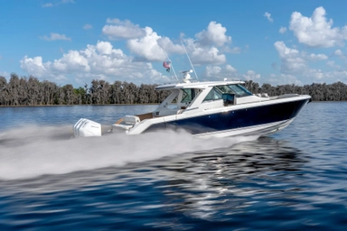 2023 Tiara Yachts 48 LS