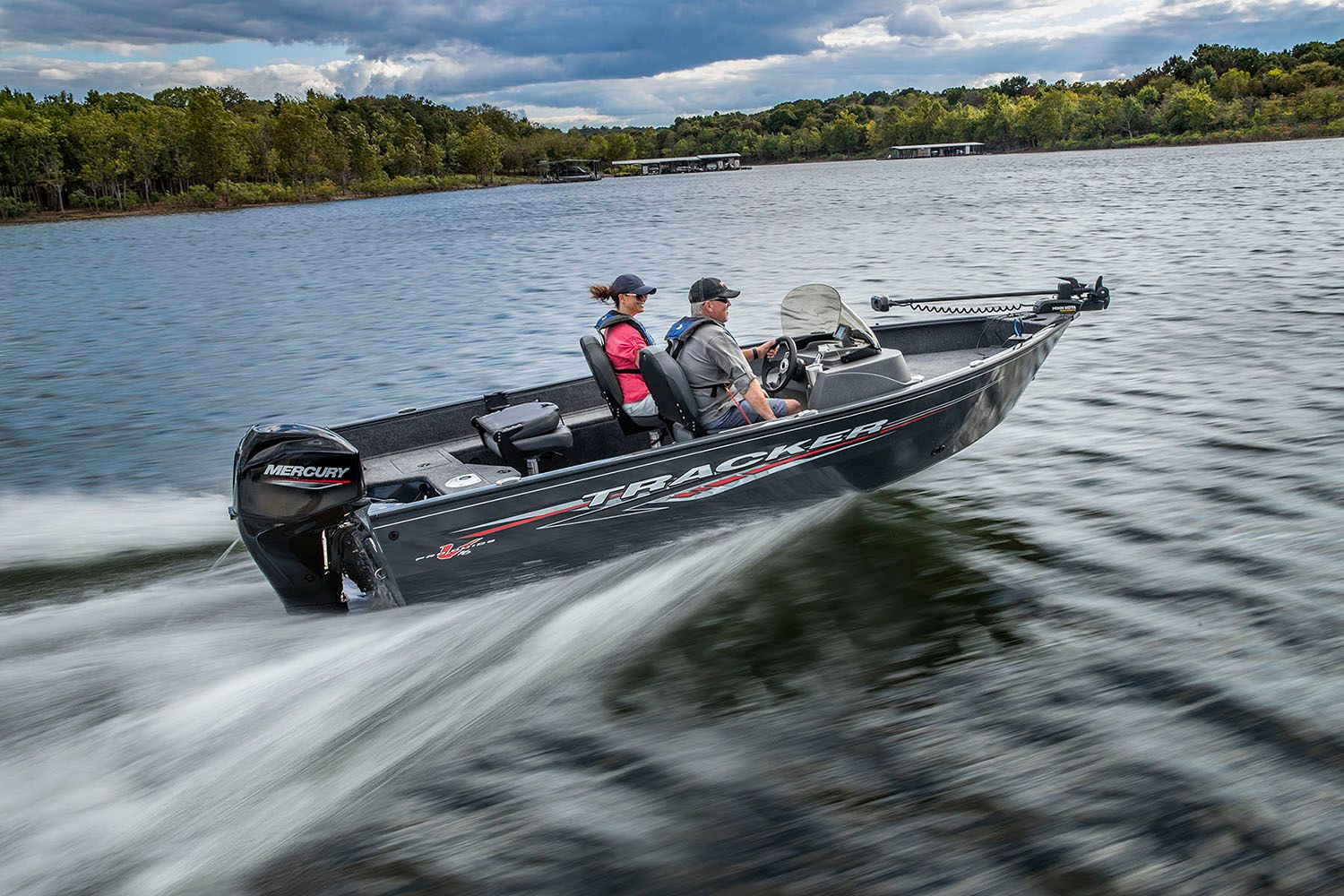 2022 Tracker Boats Super Guide V-16 SC