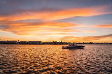 2023 Boston Whaler 380 Ream