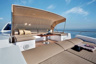 2017 Azimut Yachts S77