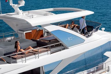 2018 Azimut Yachts 80 Fly