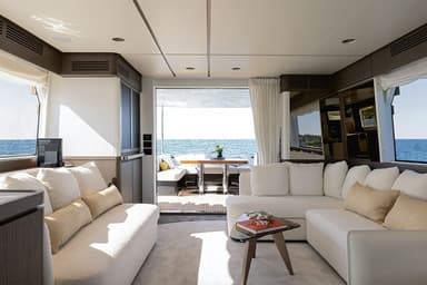 2015 Azimut Yachts Magellano 66