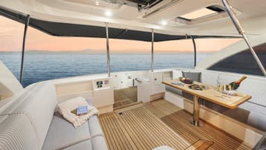 2022 Riviera 465 SUV