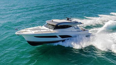 2022 Riviera 465 SUV