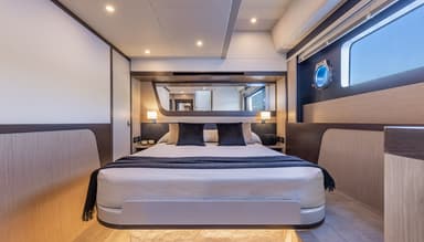 2023 Absolute Yachts 48 Coupe