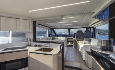 2017 Absolute Yachts 50 FLY