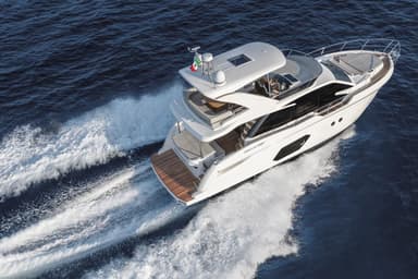 2017 Absolute Yachts 50 FLY