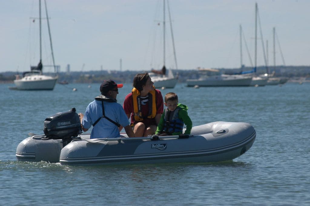 2022 Achilles Boats LSR-310E