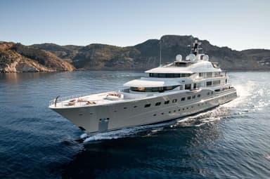 2017 Amels Here Comes The Sun