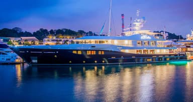 2016 Amels La Familia