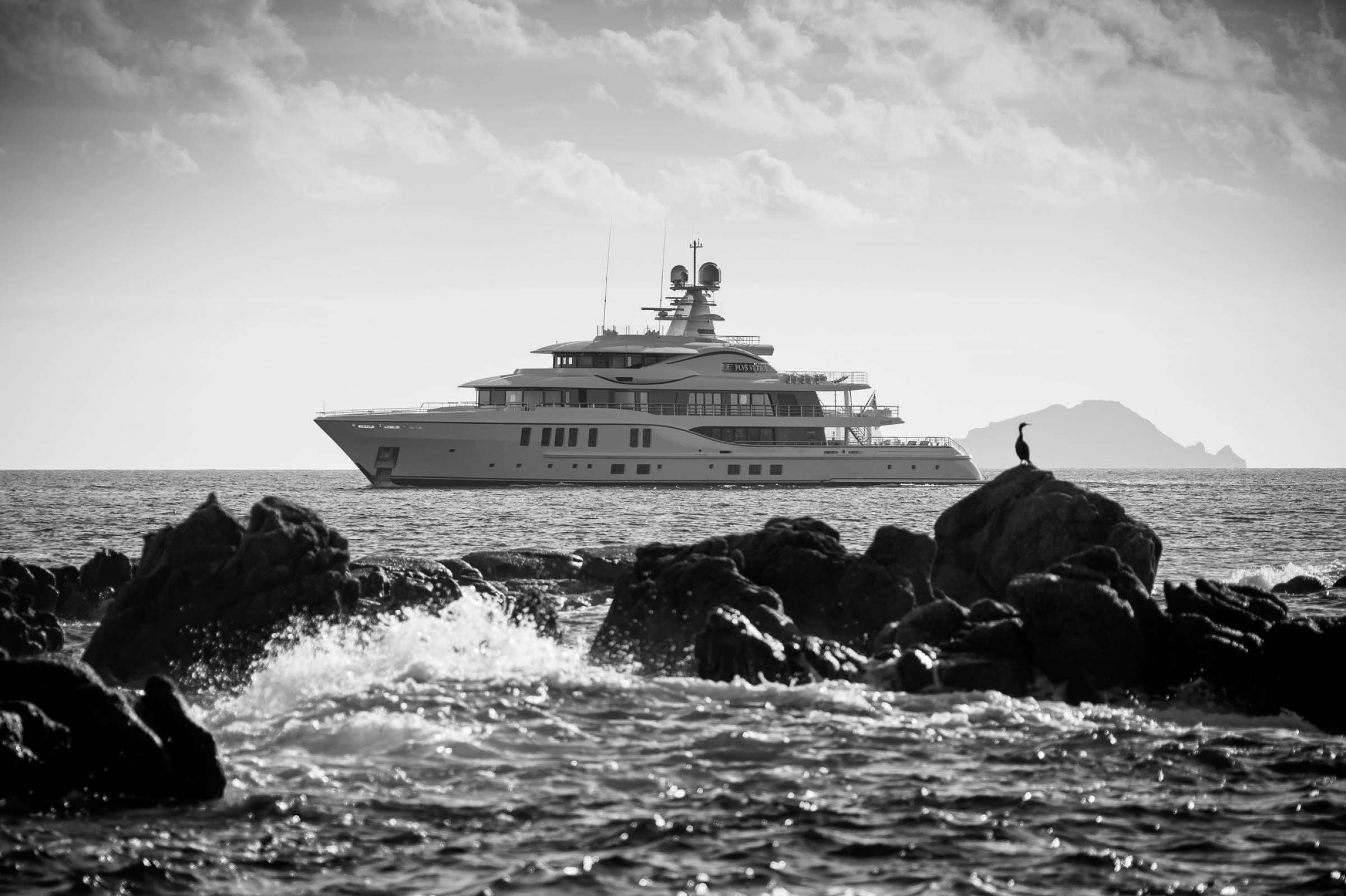 2016 Amels PLVS VLTRA