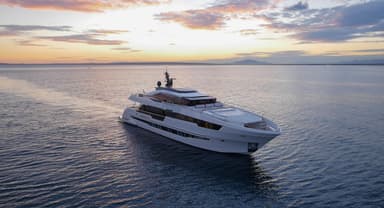 2020 Astondoa 110 Century