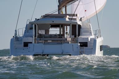 2022 Bali Catamarans 4.4
