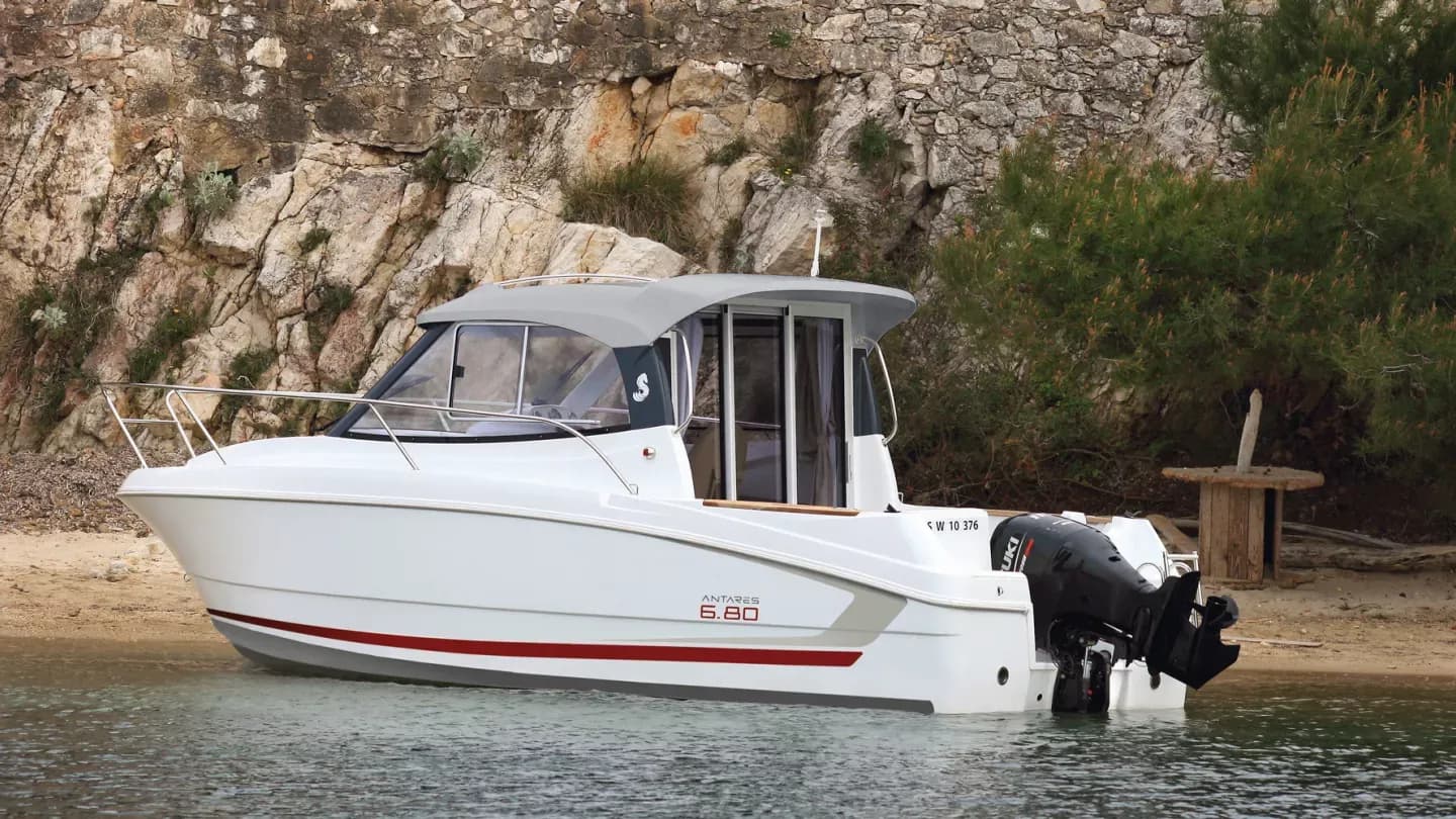 2012 Beneteau Antares 6.80