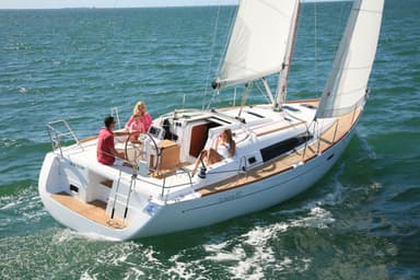 2014 Beneteau Oceanis 37