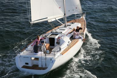2014 Beneteau Oceanis 37