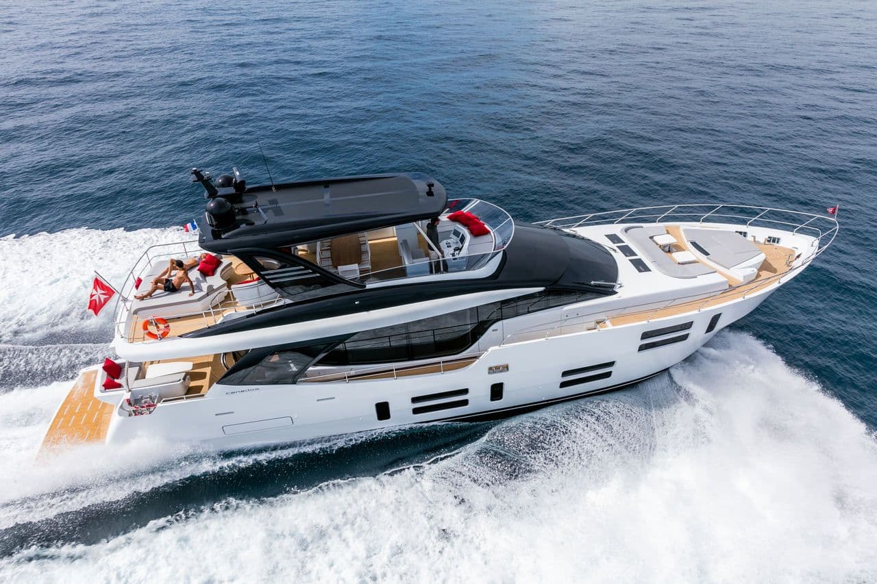 2017 Canados 808 Maximus