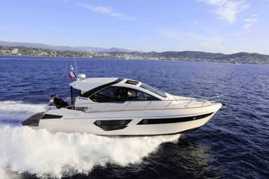 2017 Cayman Yachts S450