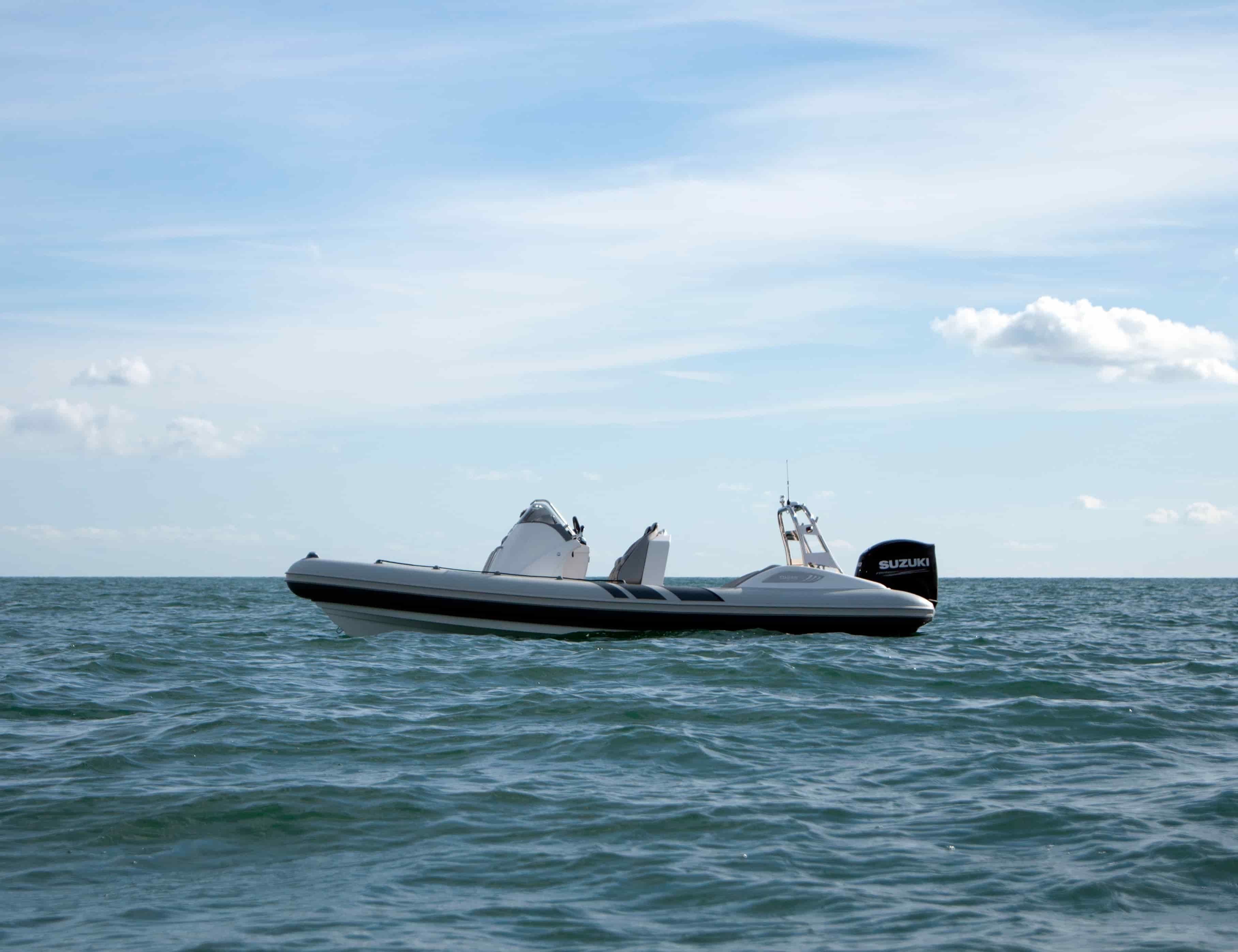 2020 Cobra Ribs Nautique 6.2