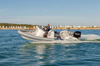 2020 Cobra Ribs Nautique 7.0