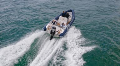 2021 Cobra Ribs Nautique 8.2