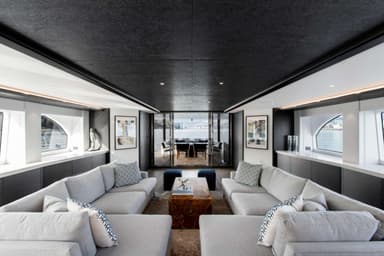 2020 Crescent Yachts 117