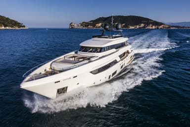 2023 Custom Line Navetta 37