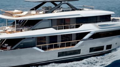 2024 Custom Line Navetta 38