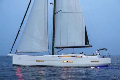 2016 Dufour Yachts 56