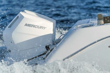 2022 Everglades 315 CC