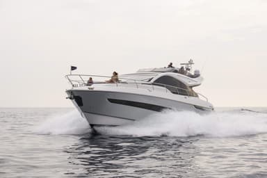 2022 Fairline Phantom 65