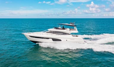 2016 Ferretti Yachts 650
