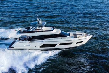 2022 Ferretti Yachts 670
