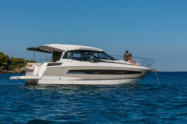 2022 Jeanneau NC 37