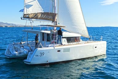 2013 Lagoon 39