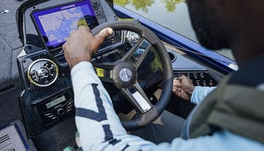 2021 Lowe Boats Stinger 188